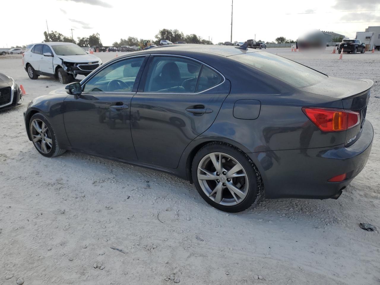 2009 Lexus IS - Image 2