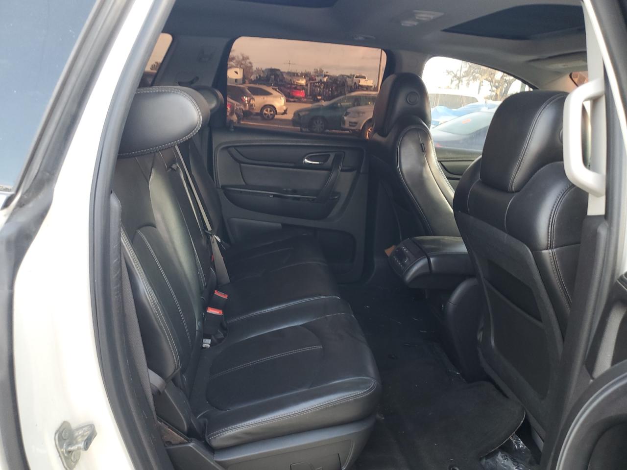 2013 Chevrolet Traverse Lt VIN: 1GNKVJKD8DJ110334 Lot: 76864484