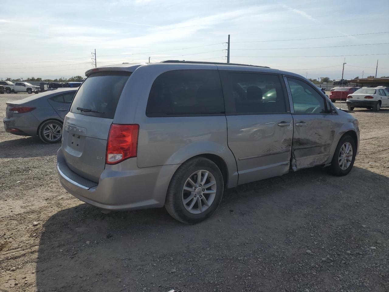 VIN 2C4RDGCG0ER340355 2014 DODGE CARAVAN no.3