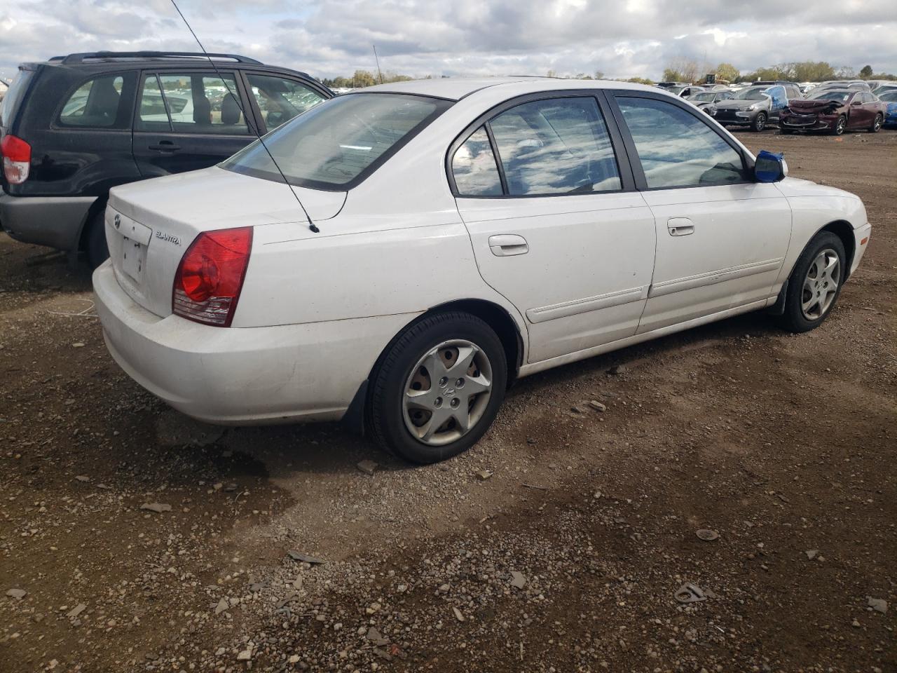 KMHDN46D84U762717 2004 Hyundai Elantra Gls