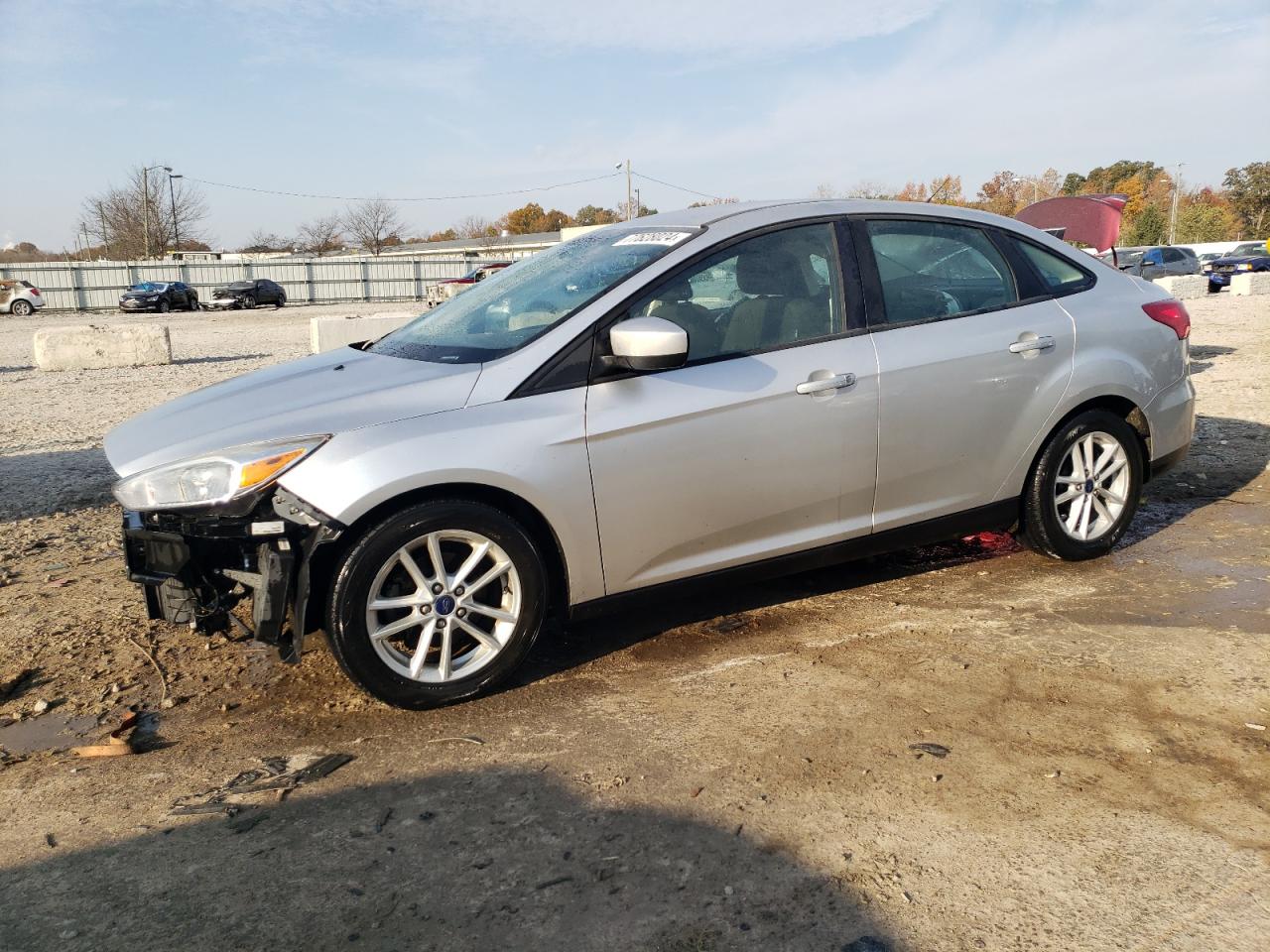 VIN 1FADP3F27JL267942 2018 FORD FOCUS no.1