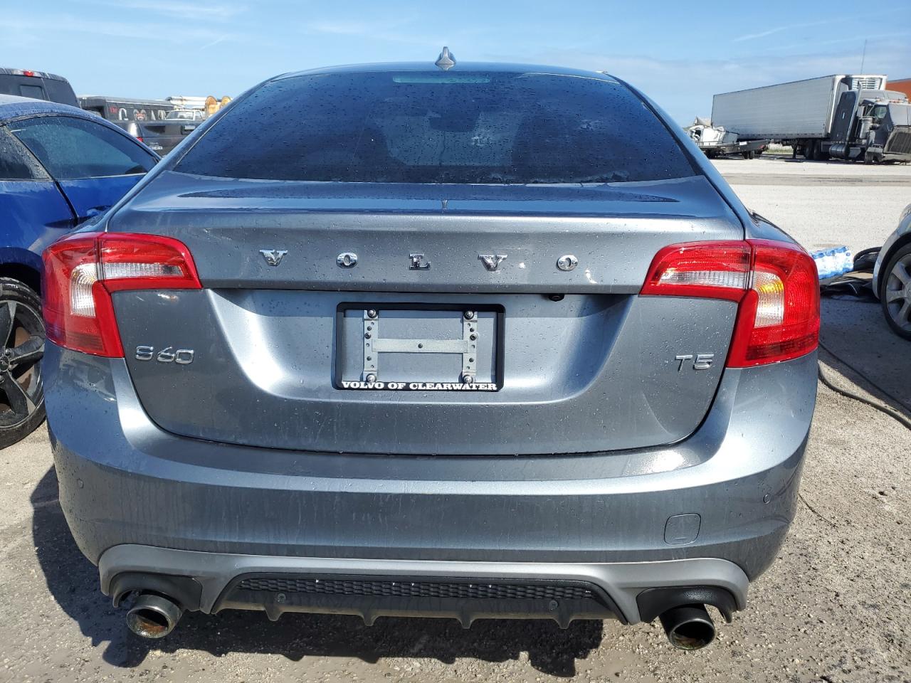 2017 Volvo S60 - Image 6