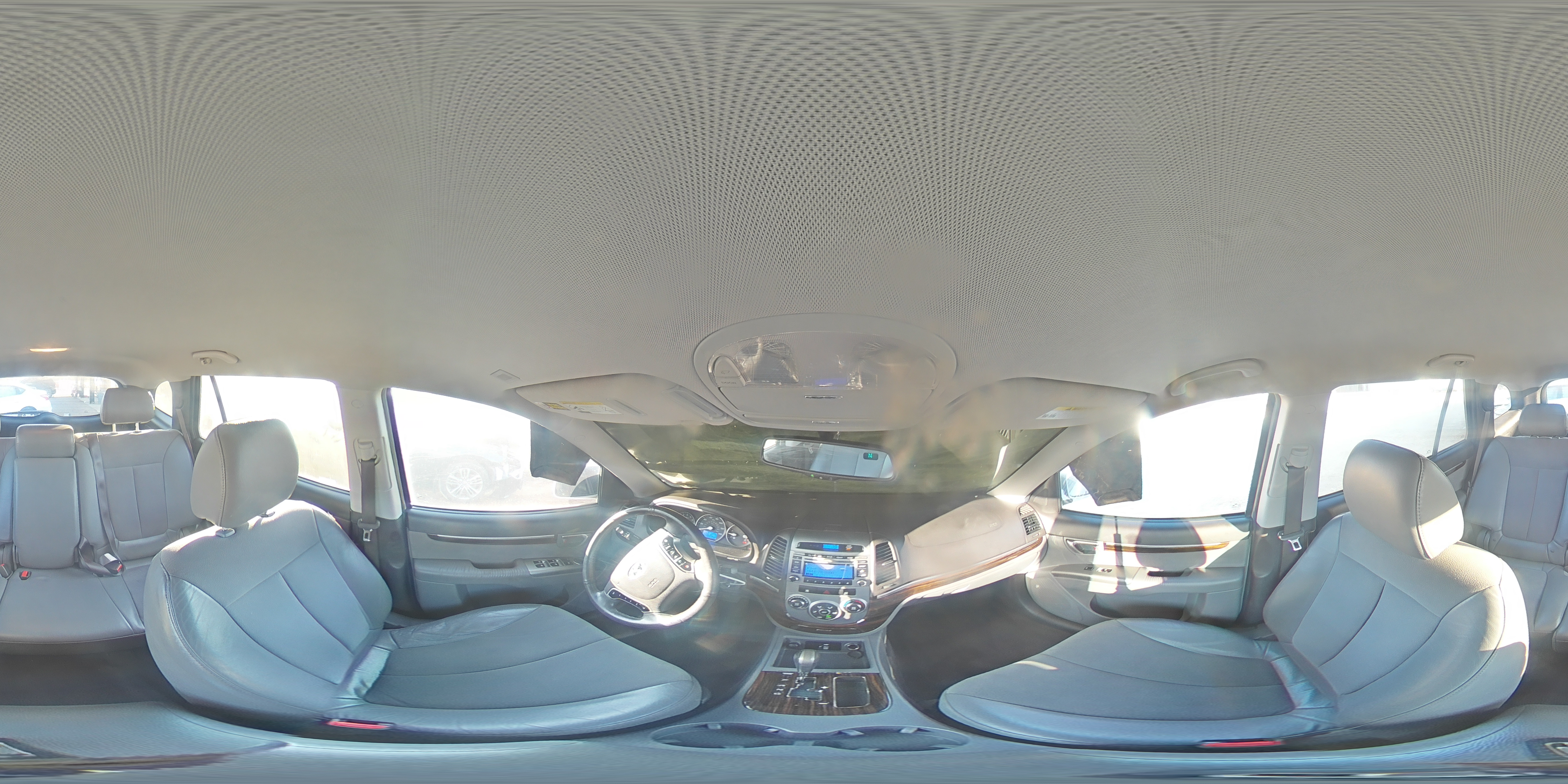 2011 Hyundai Santa Fe - Image 13