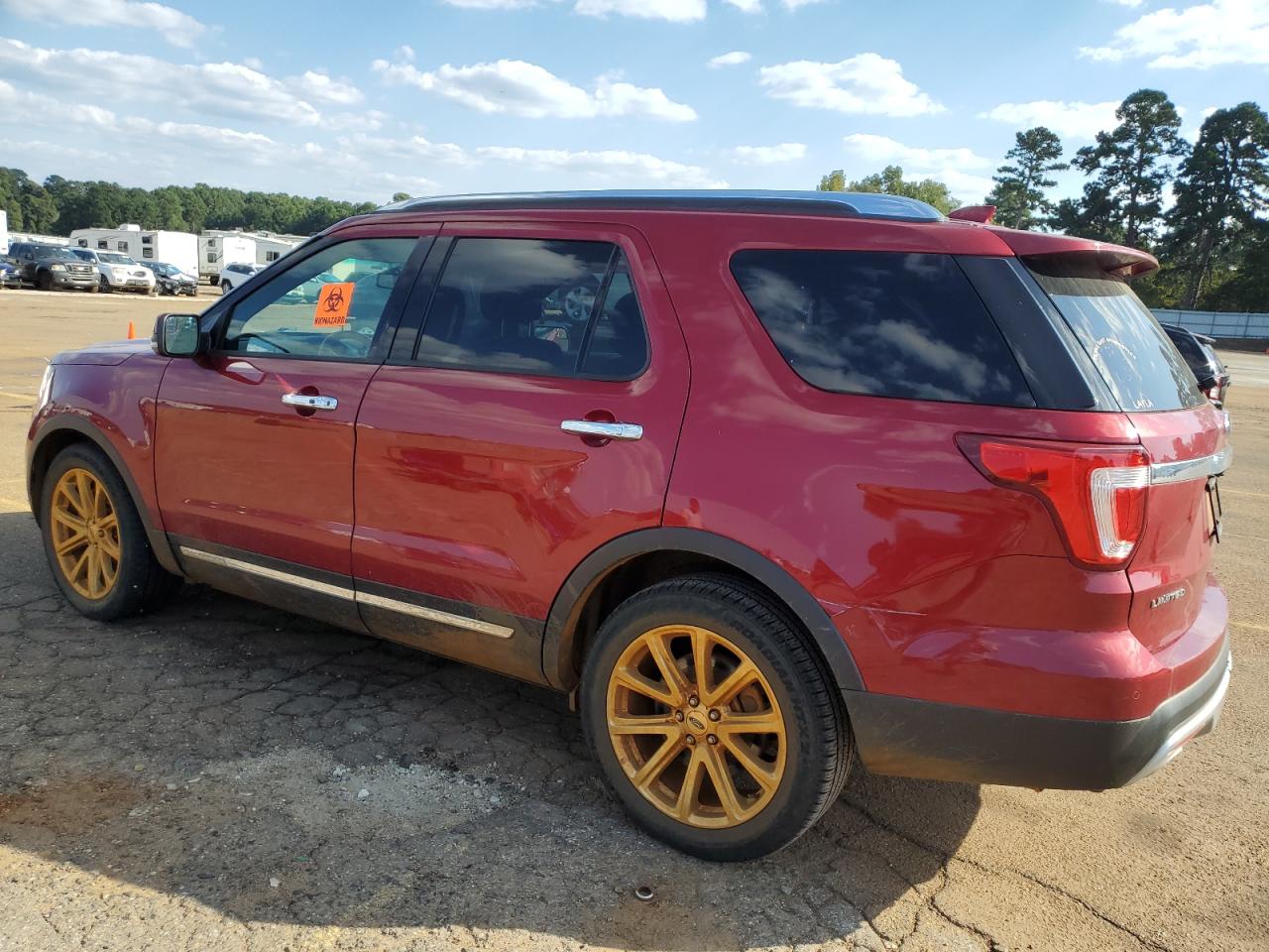 2016 Ford Explorer - Image 2