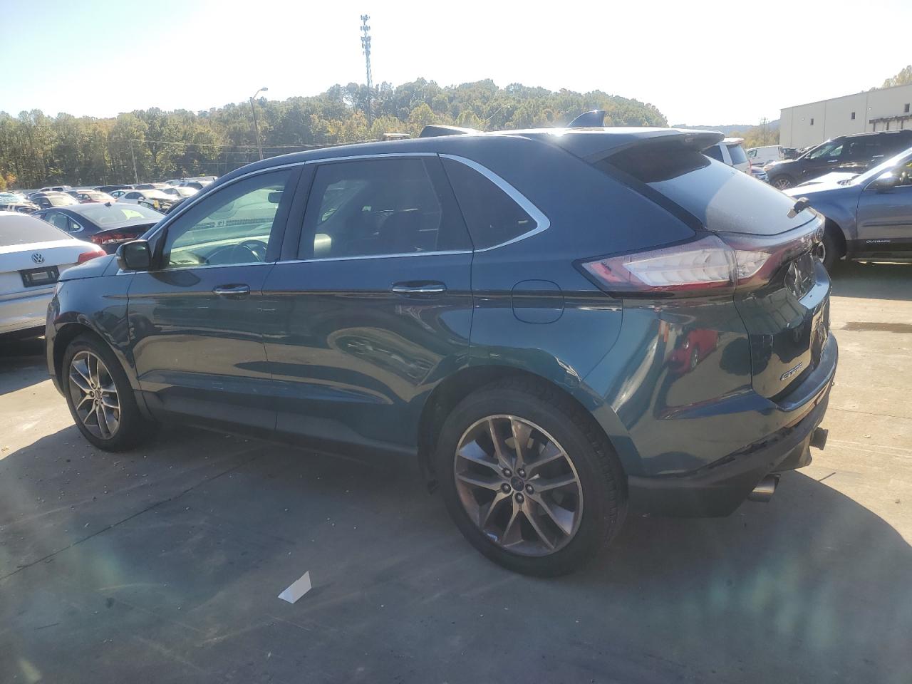 2016 Ford Edge - Image 2