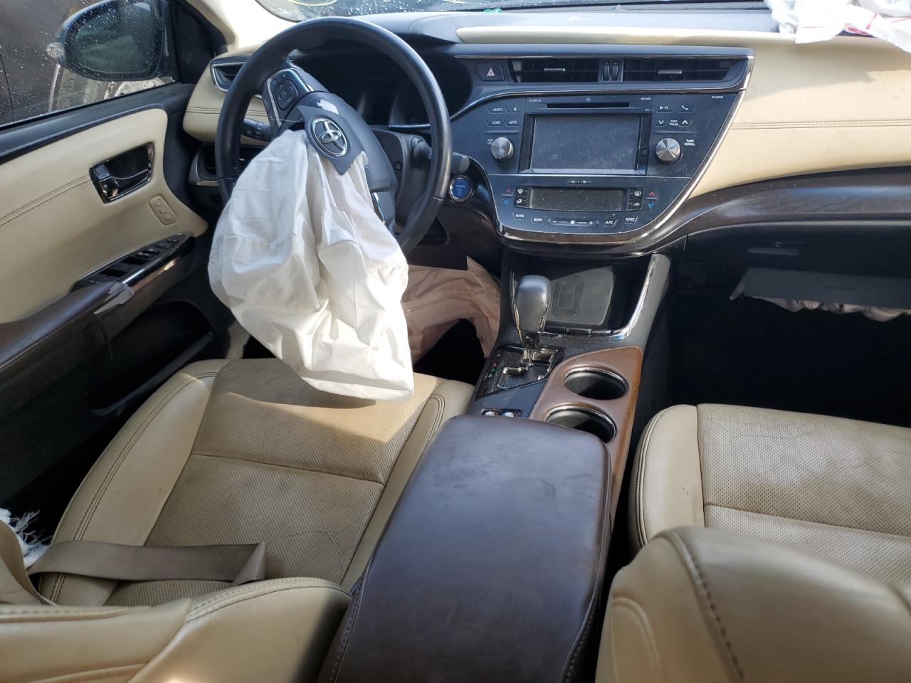 2016 Toyota Avalon - Image 8