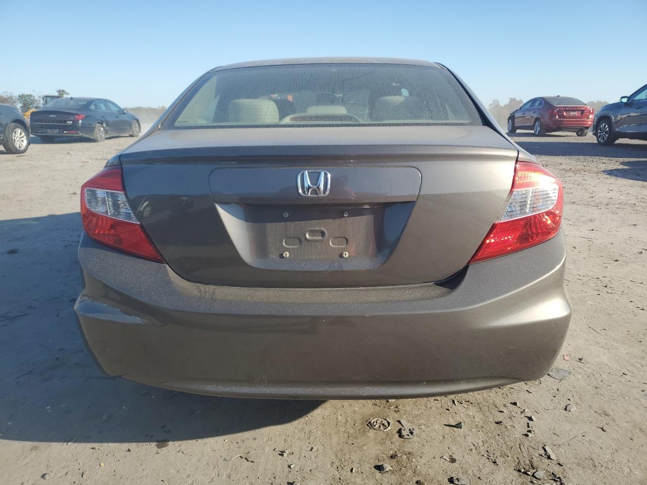 2HGFB2F57CH509409 2012 Honda Civic Lx