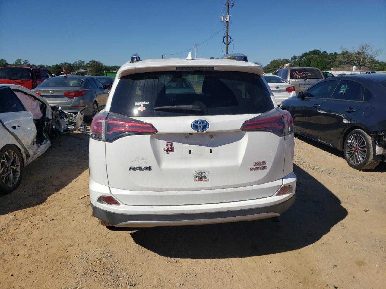 JTMRJREVXJD244441 2018 Toyota Rav4 Hv Le