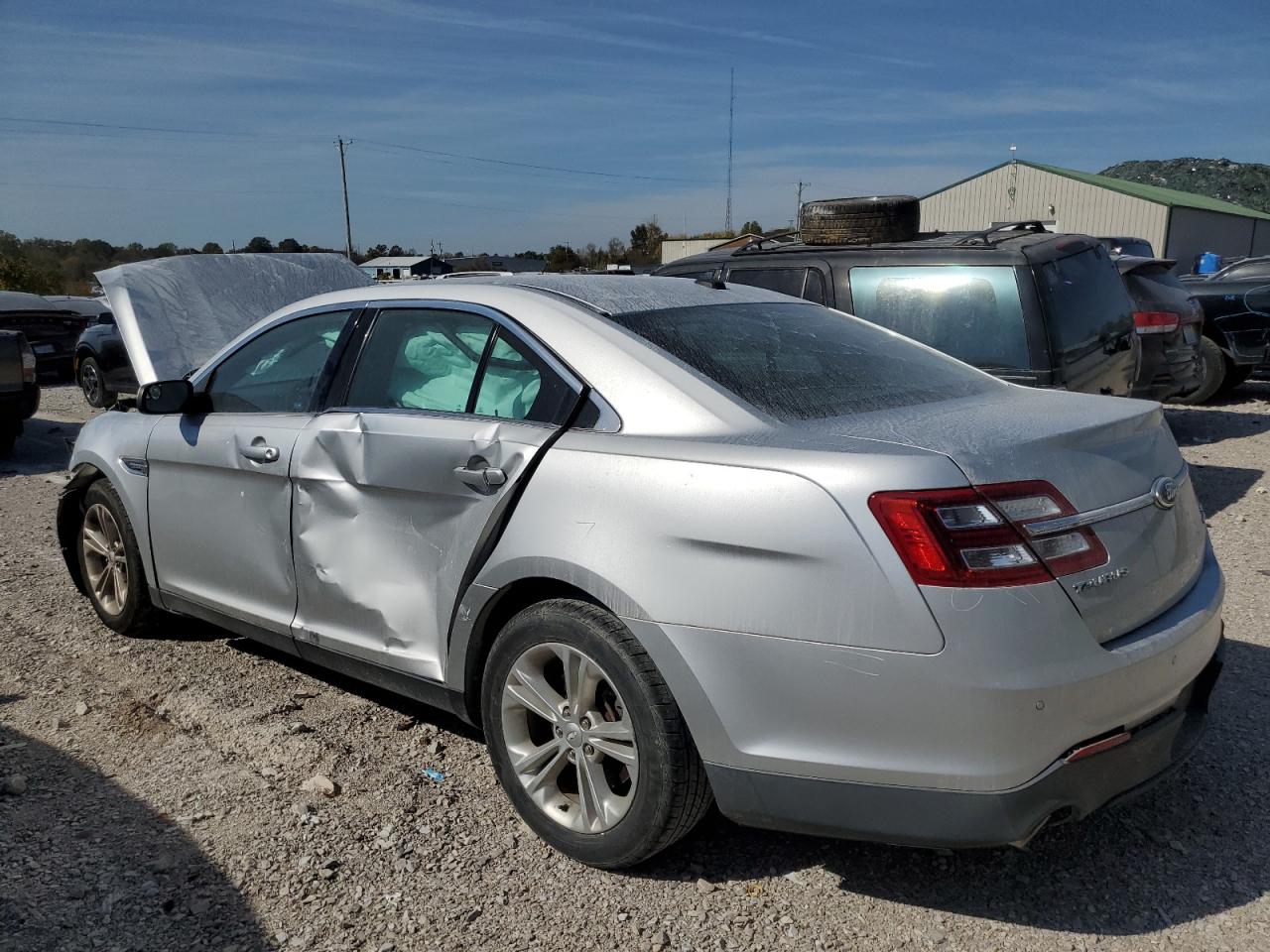 2013 Ford Taurus - Image 2