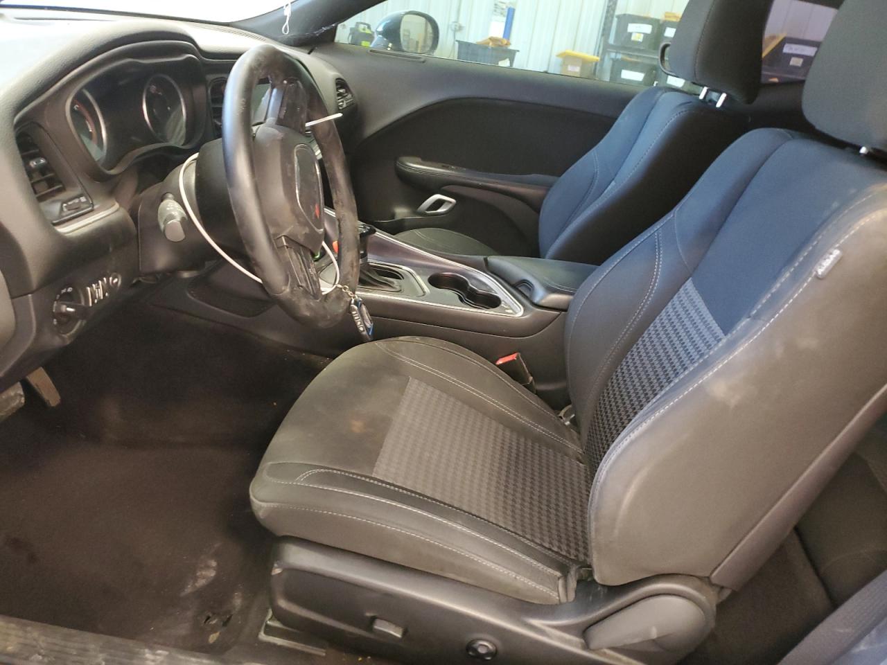2016 Dodge Challenger - Image 7