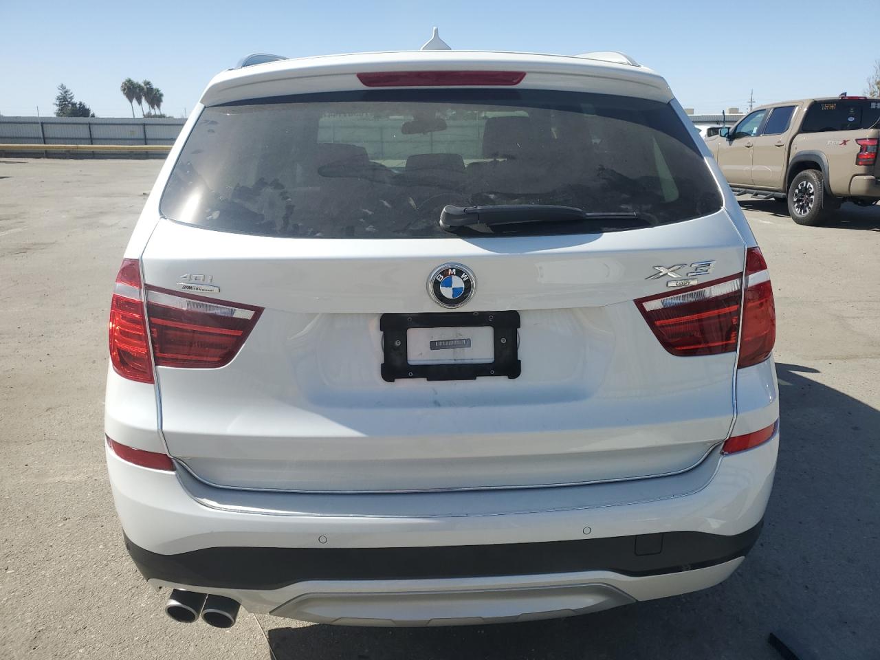 2017 BMW X3 xDrive28I VIN: 5UXWX9C56H0T06423 Lot: 76561144