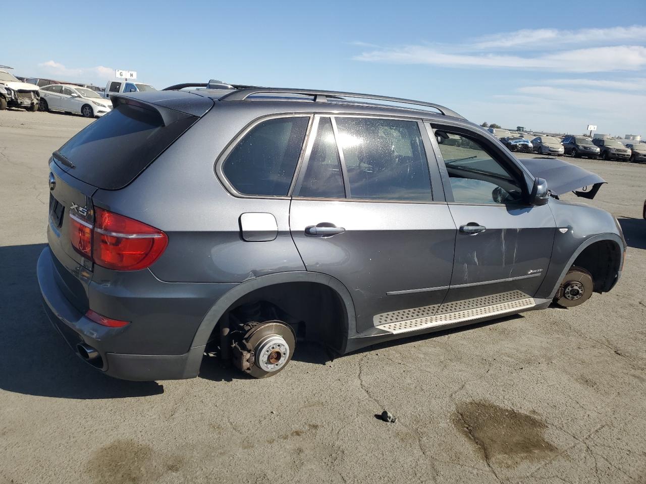 2011 BMW X5 - Image 3