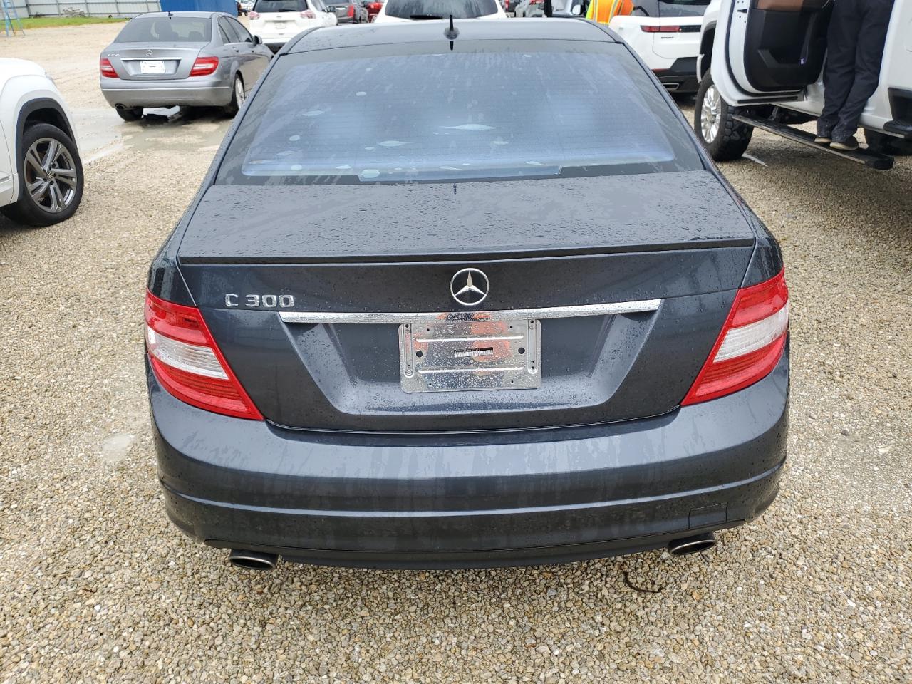 WDDGF5EB5BR185770 2011 Mercedes-Benz C 300