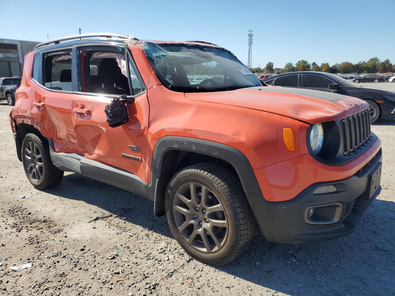 VIN ZACCJBBT5GPE03604 2016 JEEP RENEGADE no.4