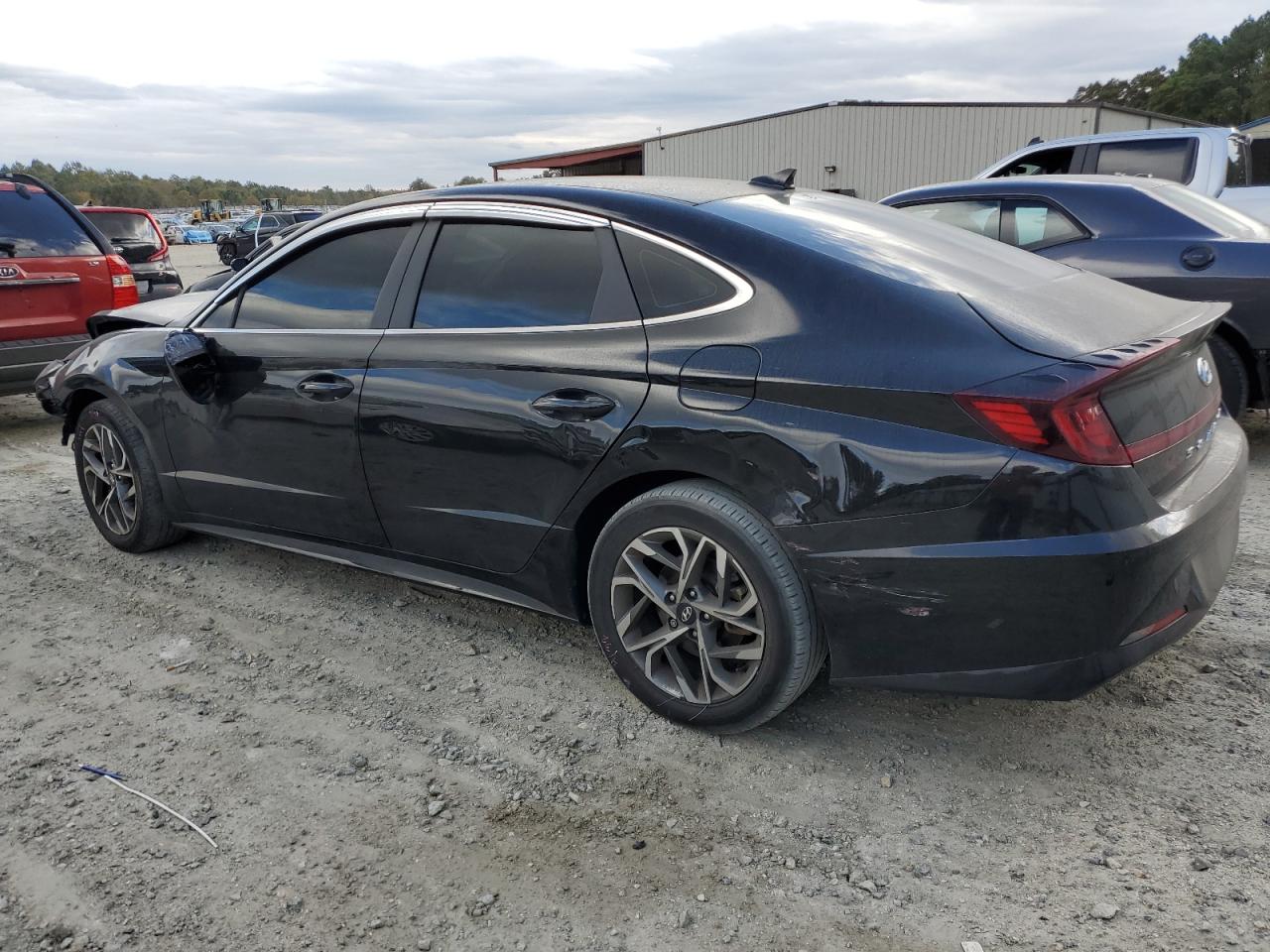 2022 Hyundai Sonata - Image 2