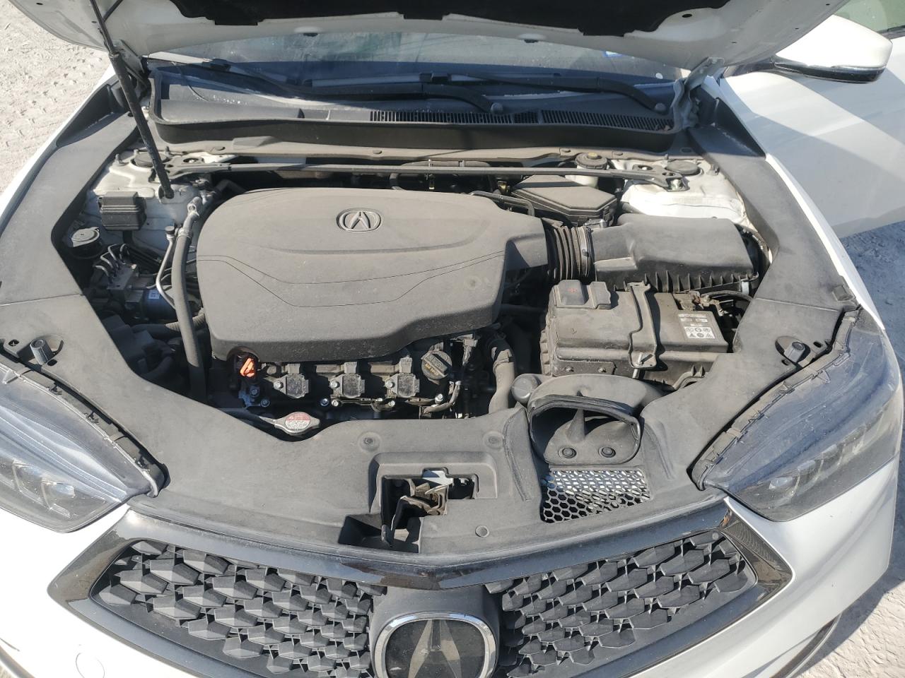 19UUB2F62JA006978 2018 Acura Tlx Tech+A