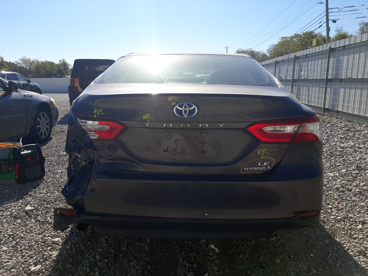 VIN 4T1B31HK4JU505072 2018 TOYOTA CAMRY no.6