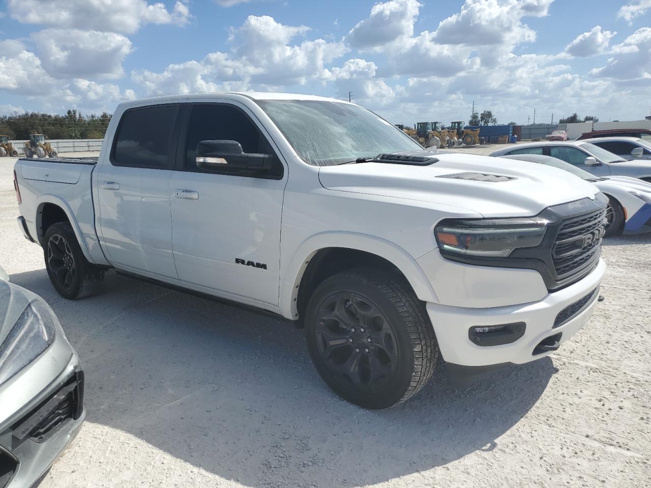 2021 RAM 1500 - Image 4