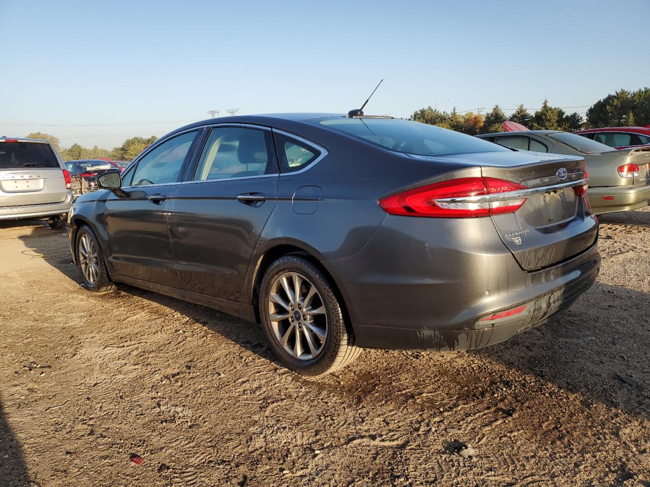 3FA6P0HD5HR283428 2017 FORD FUSION - Image 2