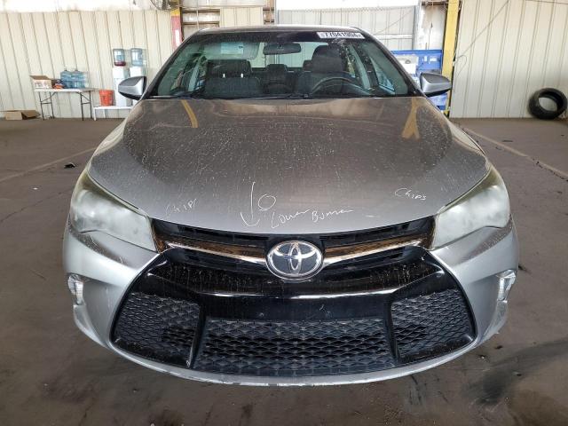  TOYOTA CAMRY 2016 Сріблястий