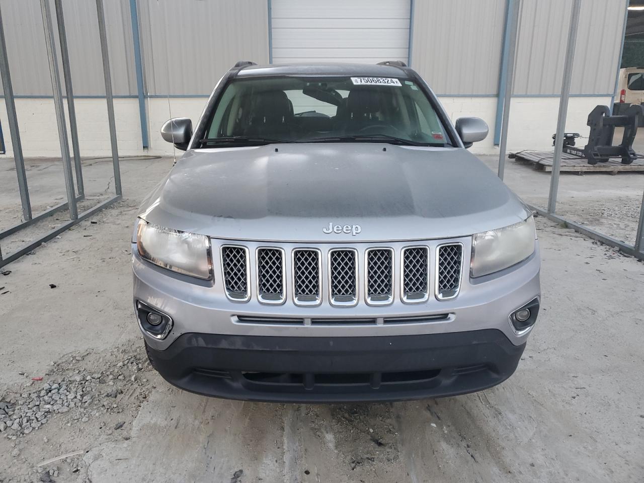 2016 Jeep Compass Latitude VIN: 1C4NJDEB6GD653827 Lot: 75068324