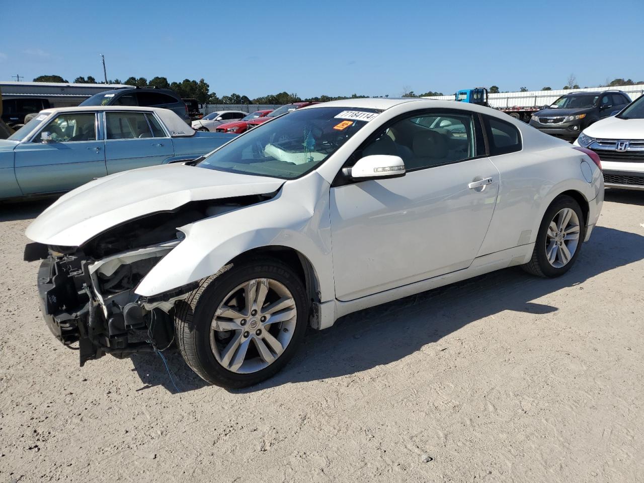 2013 Nissan Altima - Image 1
