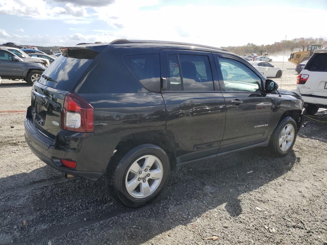 2017 Jeep Compass - Image 3