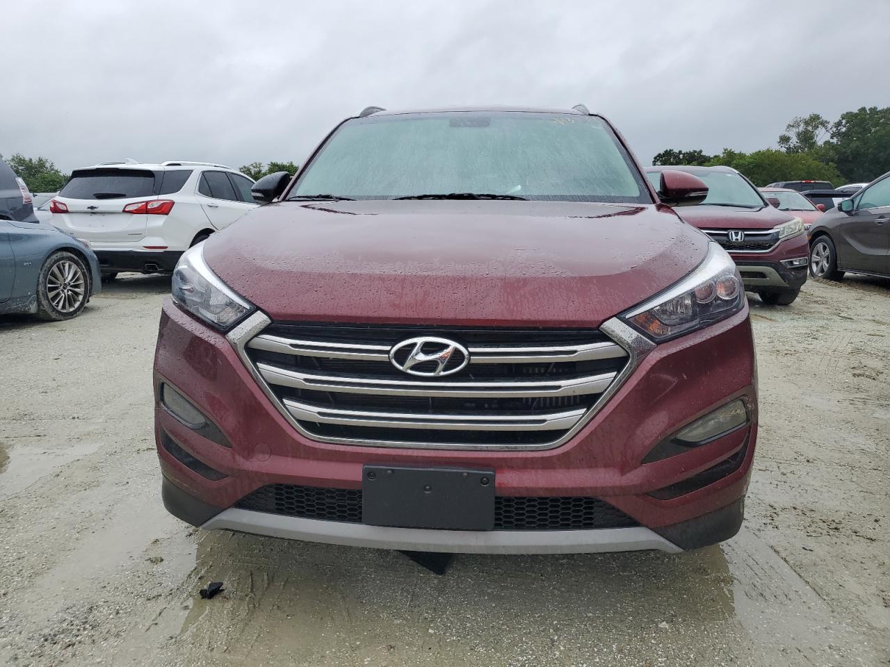 KM8J33A21HU395593 2017 Hyundai Tucson Limited