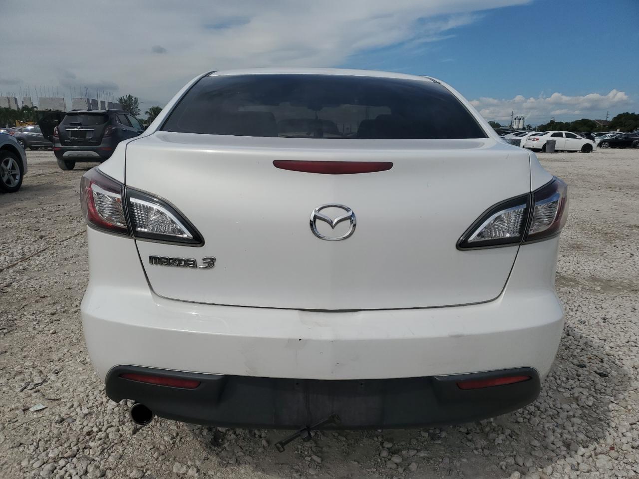 2010 Mazda 3 I VIN: JM1BL1SF1A1191866 Lot: 76116354
