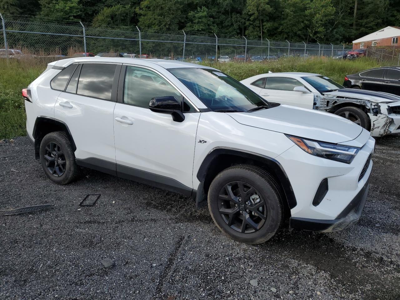 2024 Toyota RAV 4 - Image 4