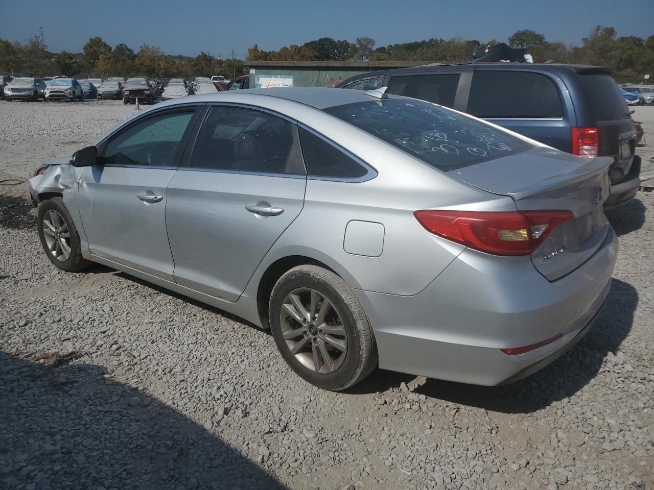 2017 Hyundai Sonata - Image 2