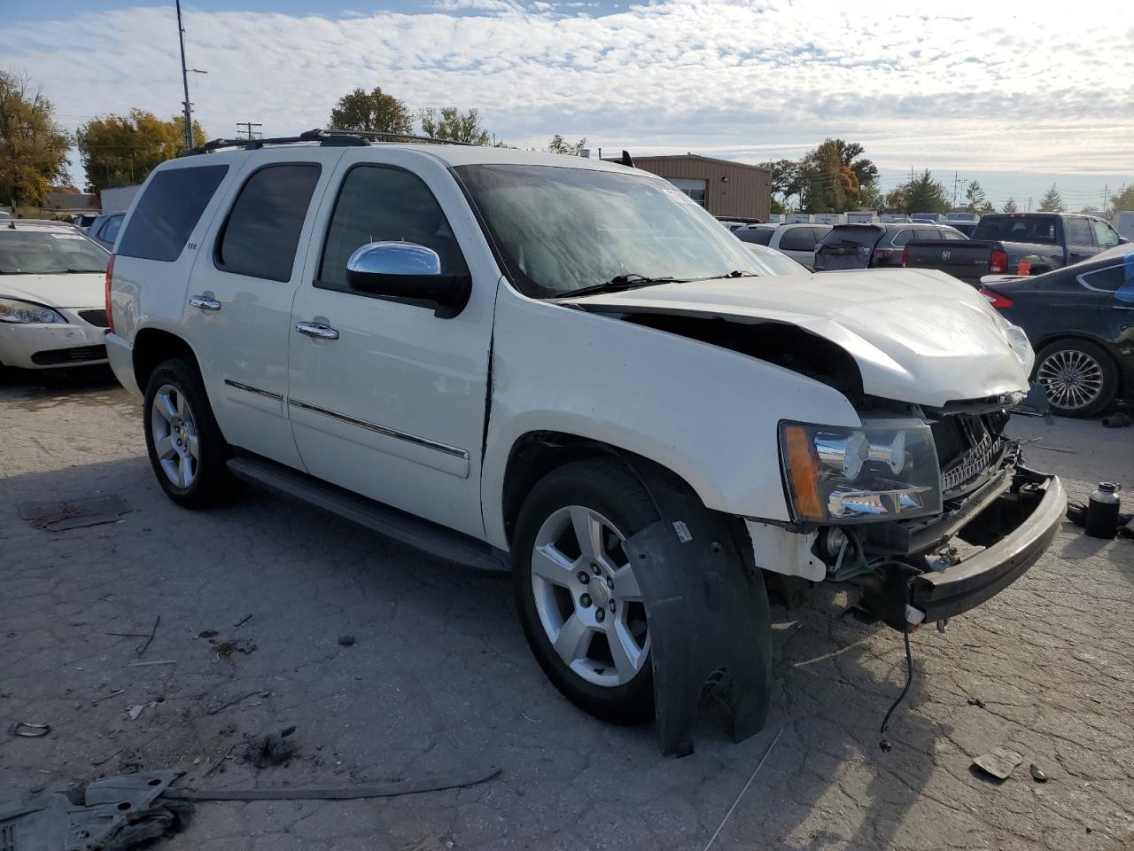 2013 Chevrolet Tahoe - Image 4