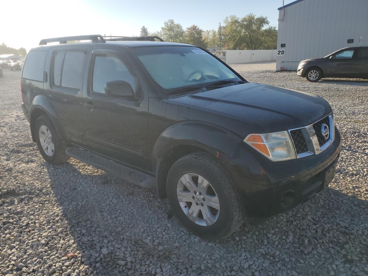 2005 Nissan Pathfinder - Image 4