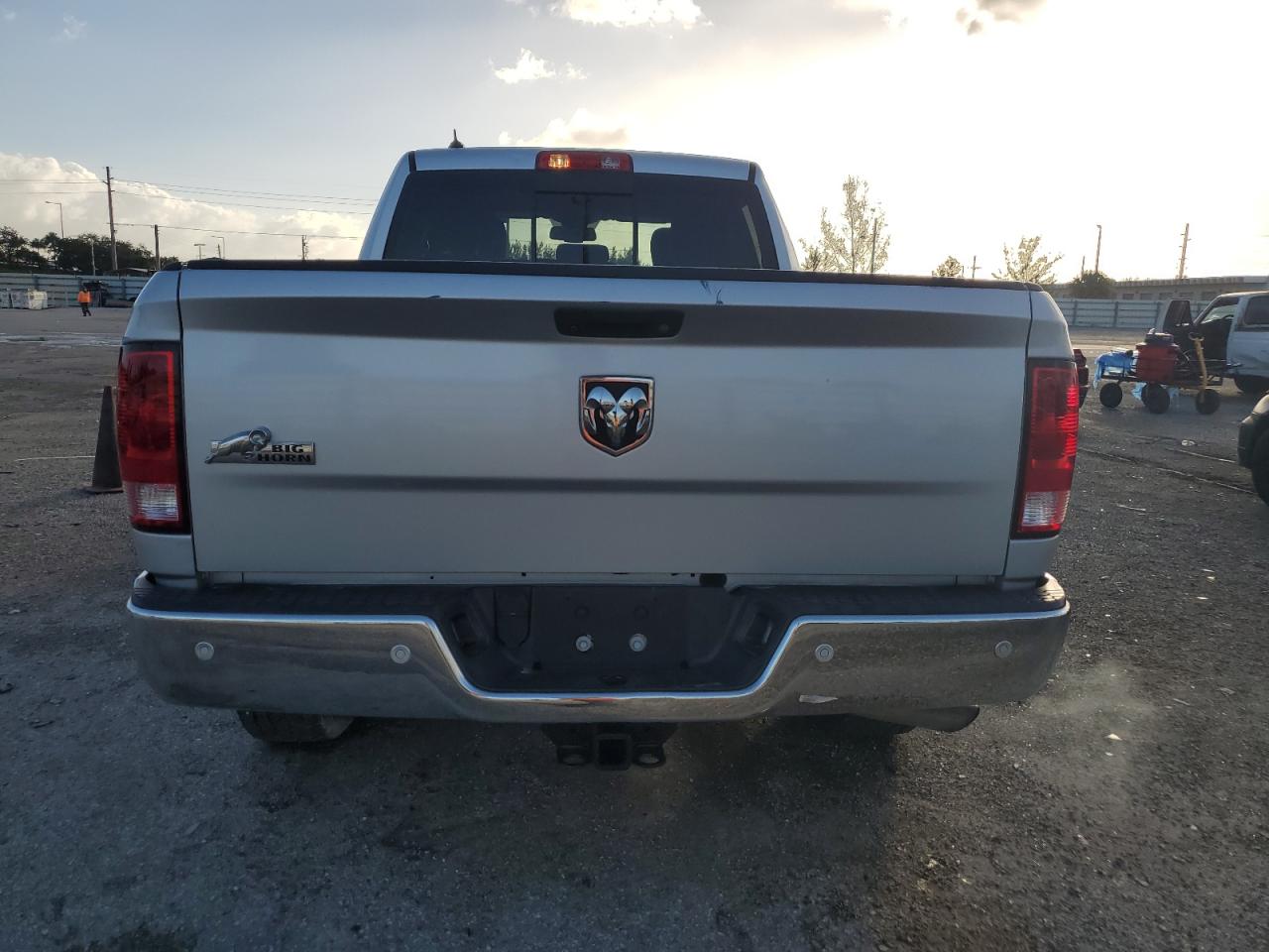 2018 Ram 1500 Slt VIN: 1C6RR6GG5JS229676 Lot: 78899064