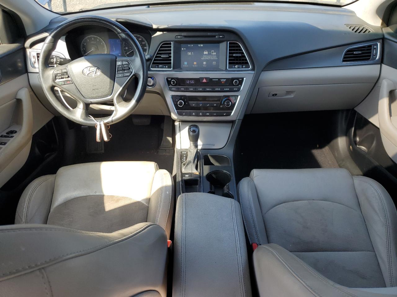 2016 Hyundai Sonata - Image 8