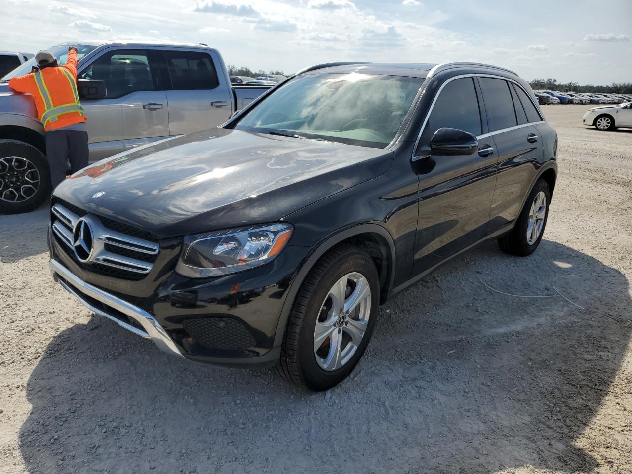 2017 Mercedes-Benz GLC - Image 1