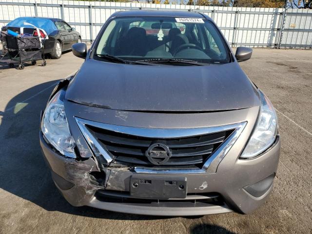  NISSAN VERSA 2016 Gray