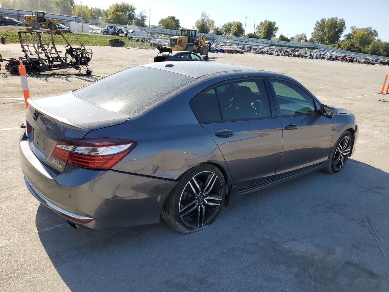 1HGCR3F95HA031973 2017 Honda Accord Touring