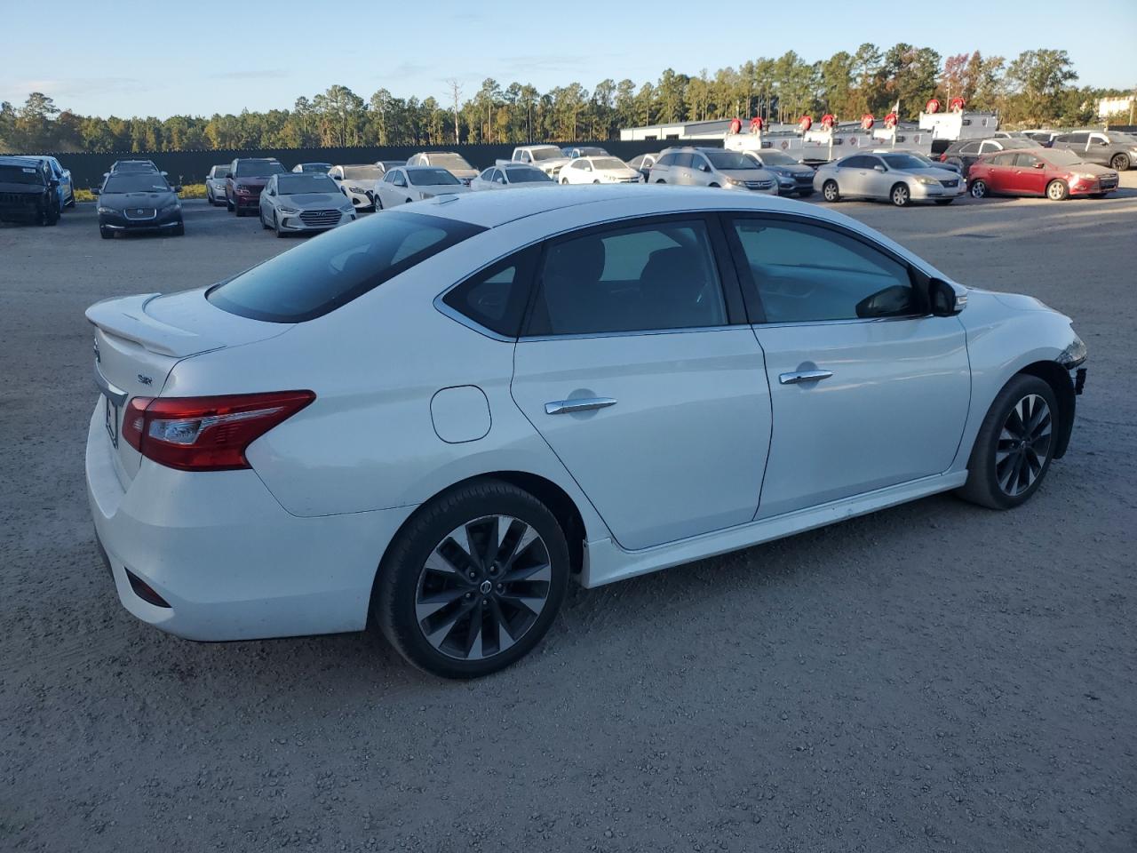 2017 Nissan Sentra - Image 3