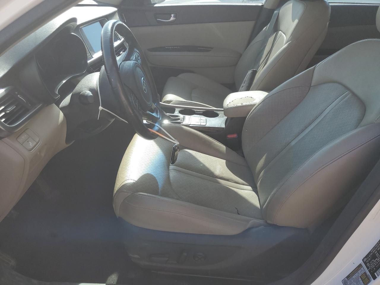 2017 Kia Optima - Image 7