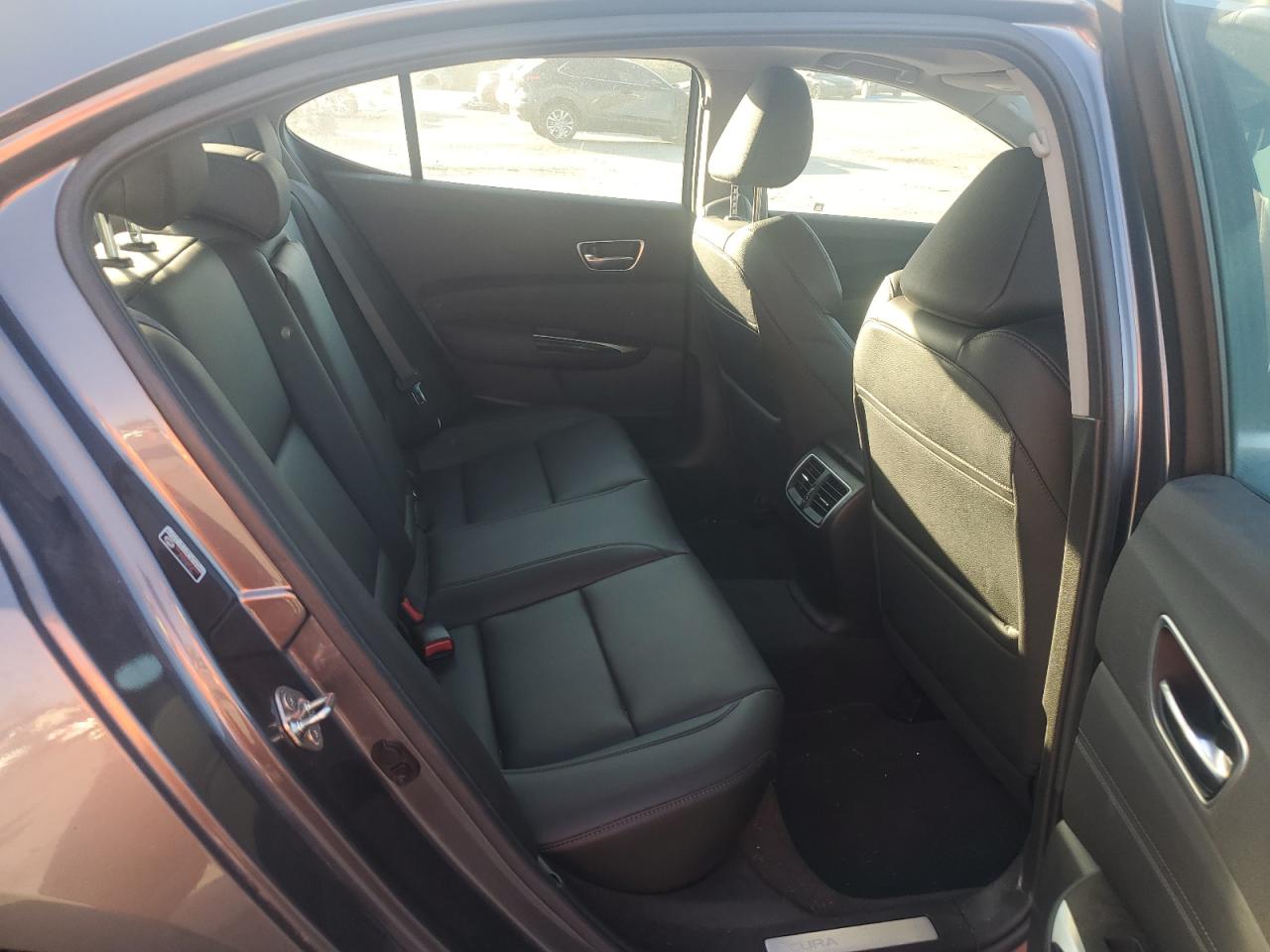 2020 Acura TLX - Image 10