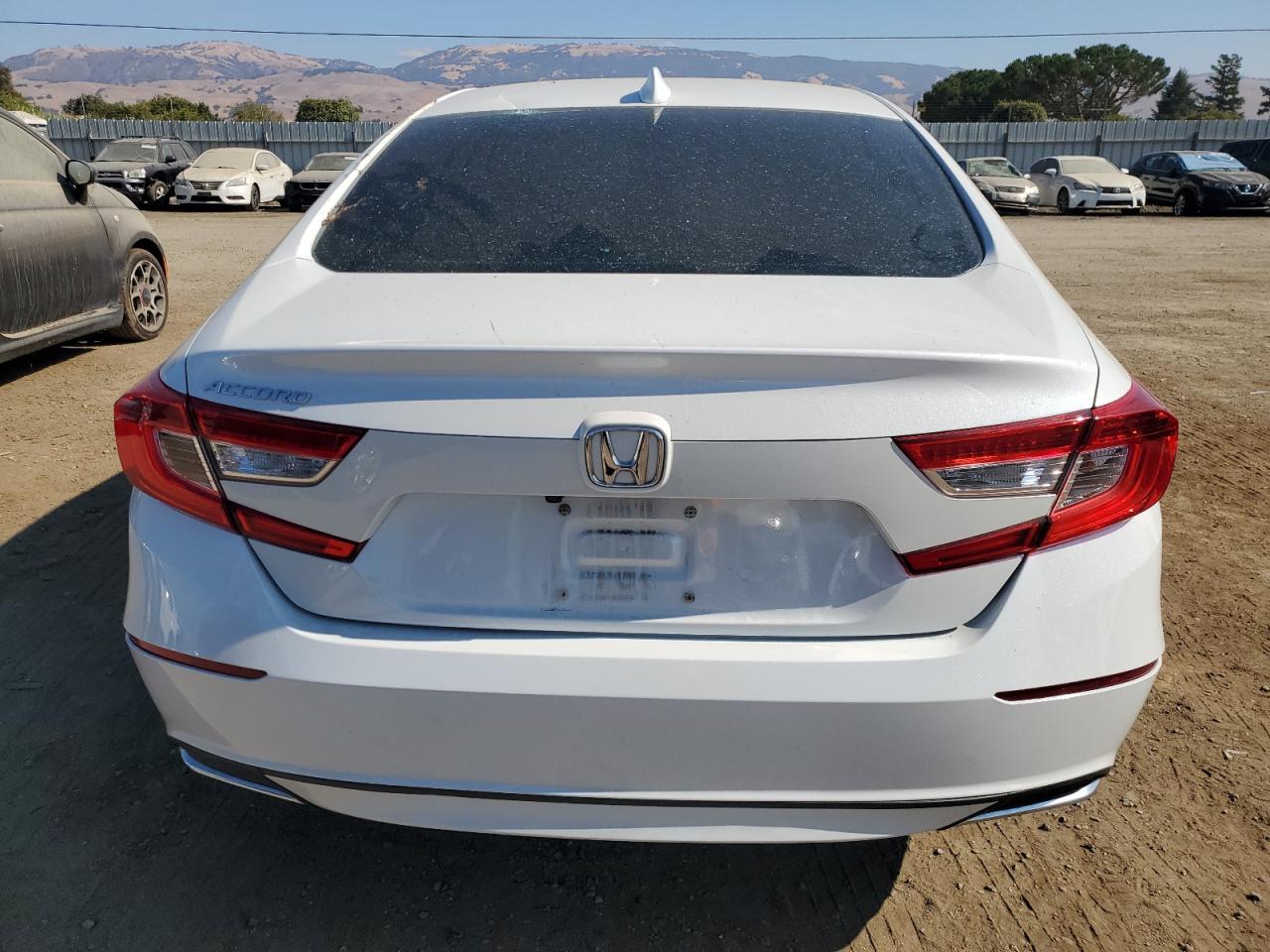 2018 Honda Accord Ex VIN: 1HGCV1F48JA063942 Lot: 76187044