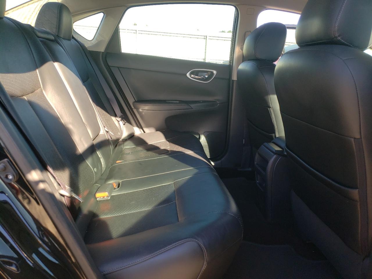 2015 Nissan Sentra - Image 10