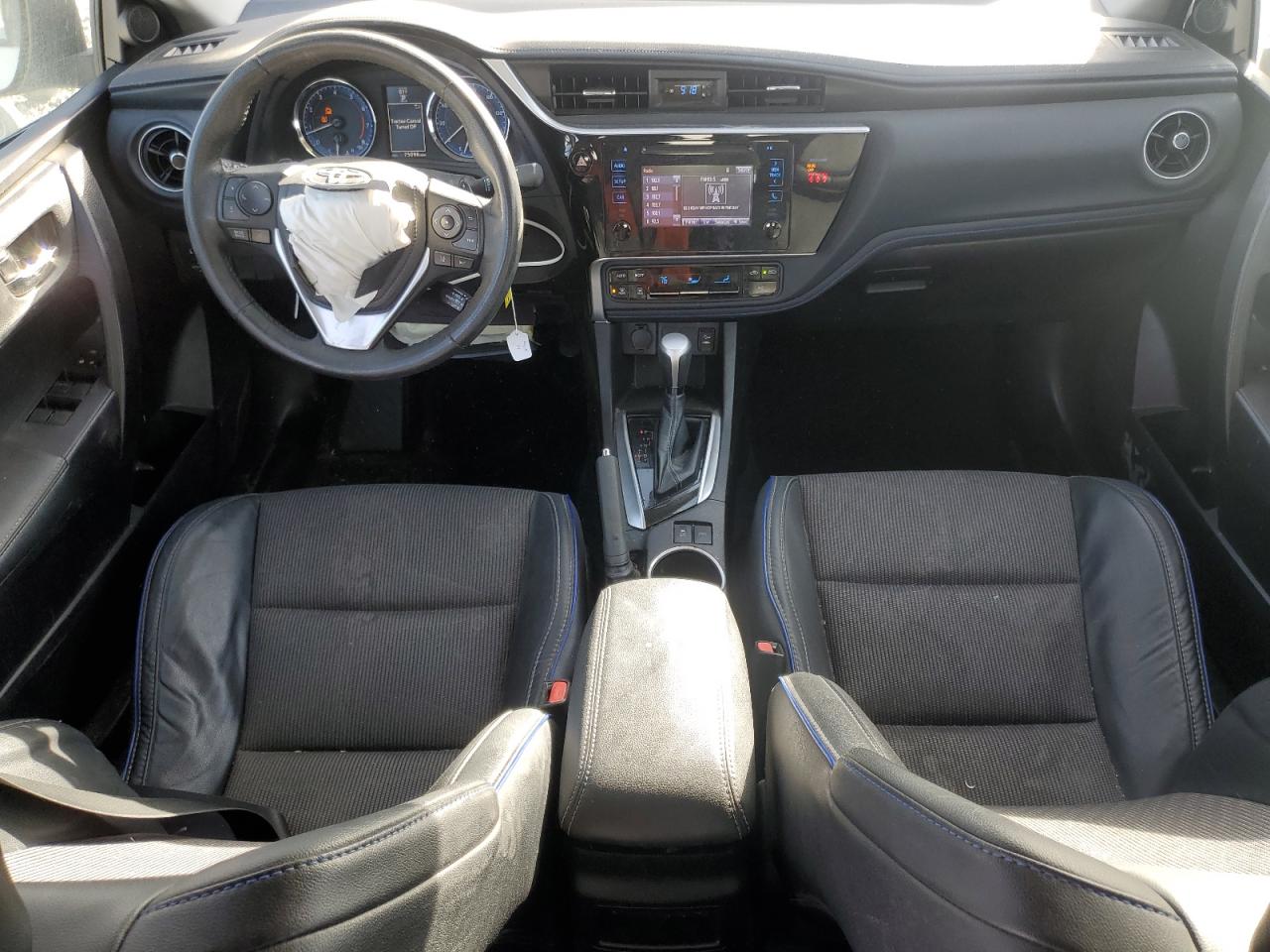2018 Toyota Corolla - Image 8