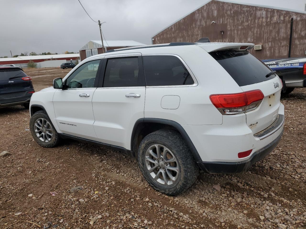 2015 Jeep Grand Cherokee - Image 2