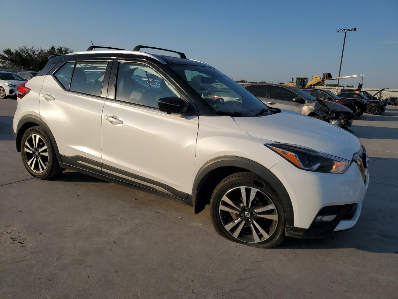 2020 Nissan Kicks - Image 4