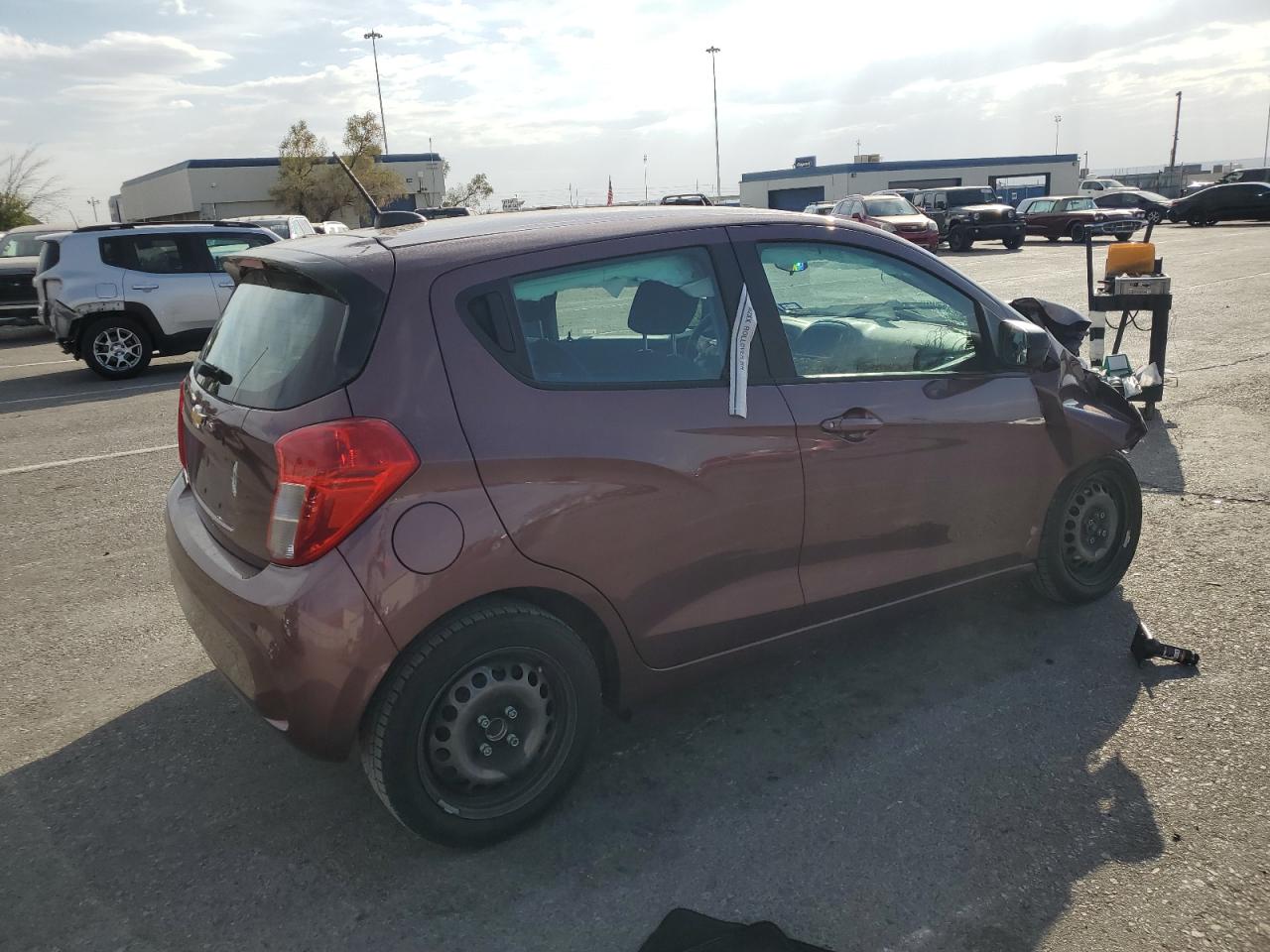 VIN KL8CB6SA9LC409660 2020 CHEVROLET SPARK no.3