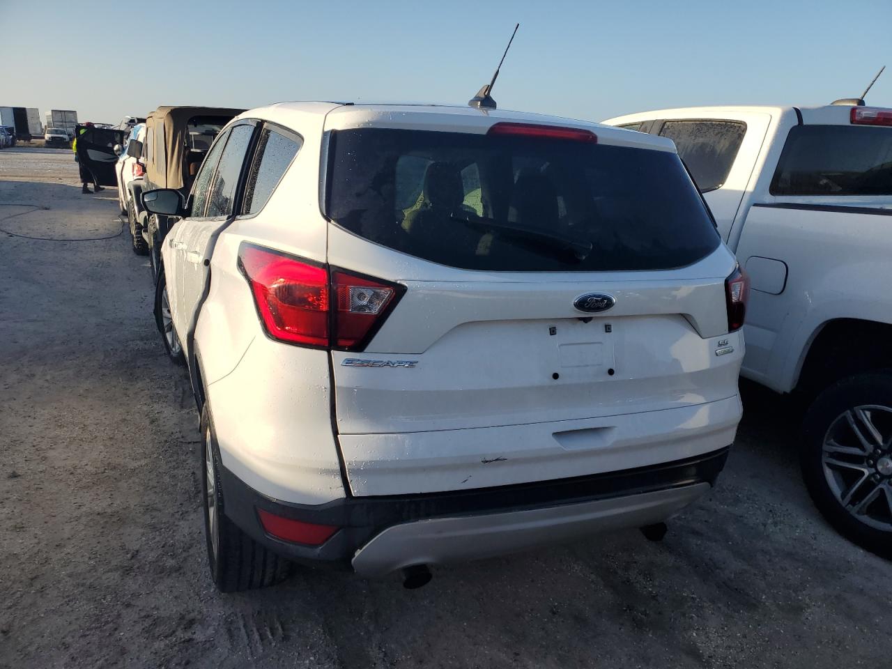 2019 Ford Escape Se VIN: 1FMCU0GD6KUA38480 Lot: 76457324