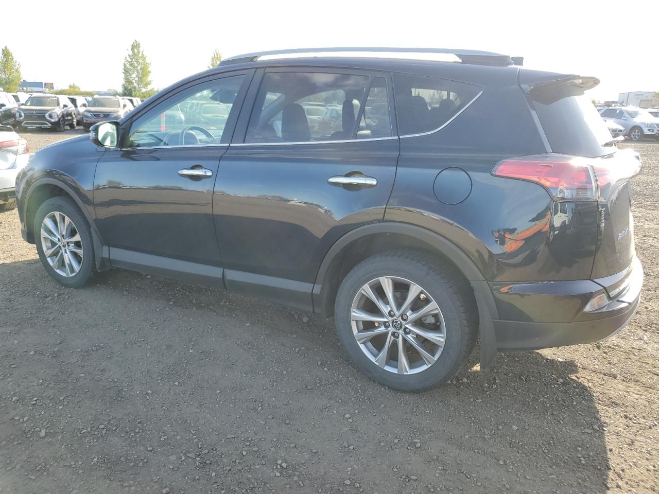 2T3DFREVXHW655184 2017 TOYOTA RAV 4 - Image 2