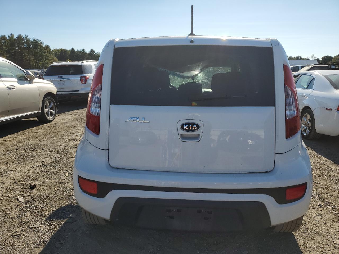 2012 Kia Soul + VIN: KNDJT2A63C7408918 Lot: 76893564